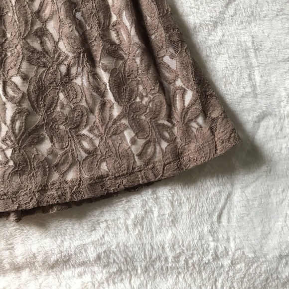 NEW Lace A-line Dress - Picture 7 of 8